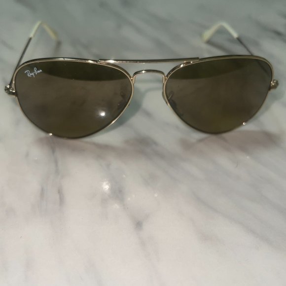 Ray Ban Unisex - Slim Aviator Sunglasses w/White Accent - Picture 4 of 9